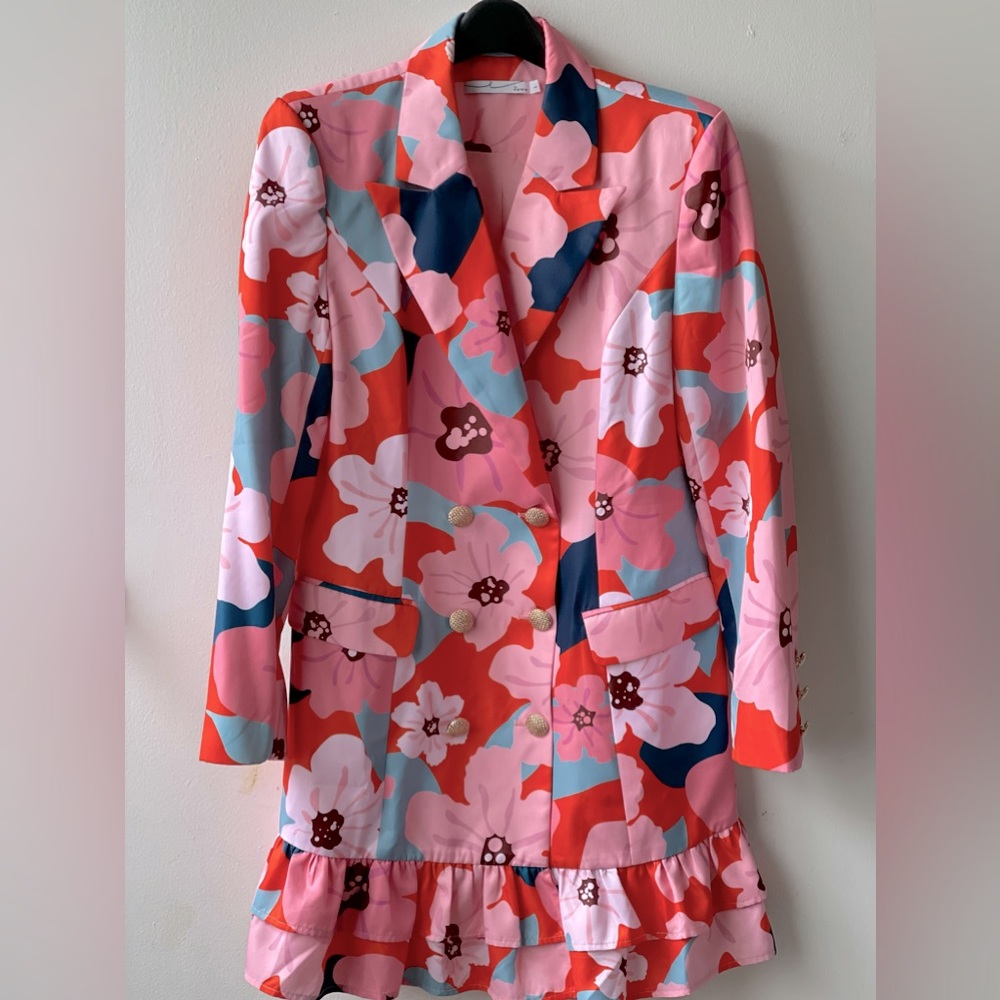 Byegreis Amore Blazer dress.